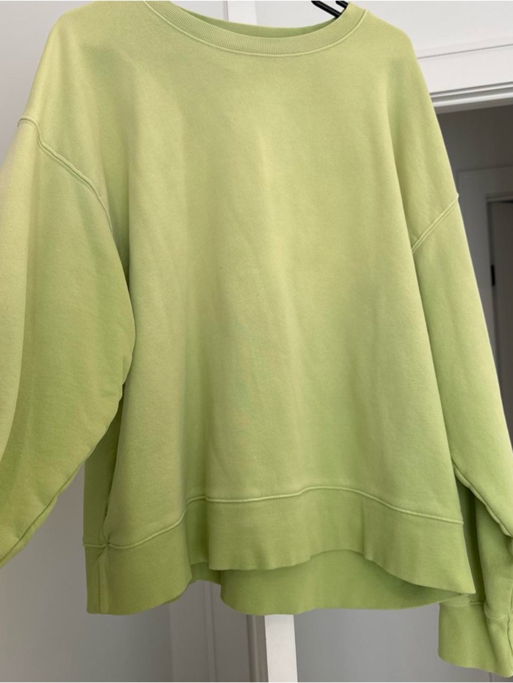 TNA Oversized Crewneck Sweatshirt in Pastel Lime Ombré